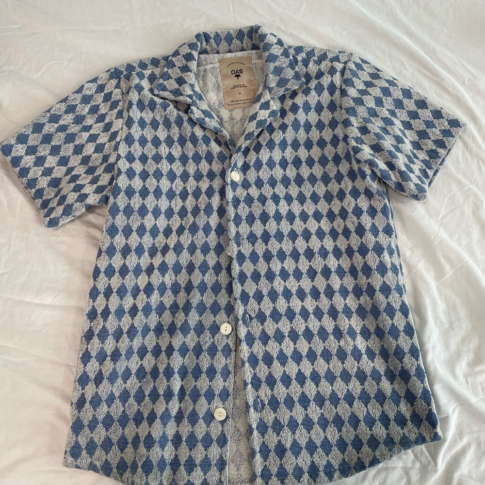 OAS Blue and White Diamond Pattern Button Down Pool Shirt